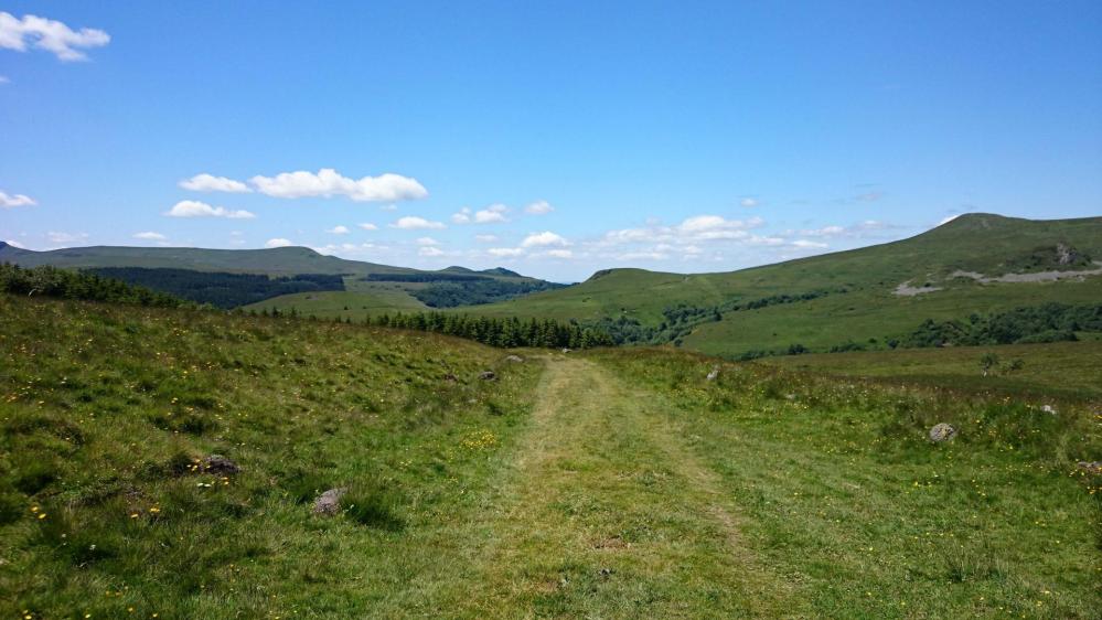 En direction de Le Mont Dore et la ferme de la Tâche