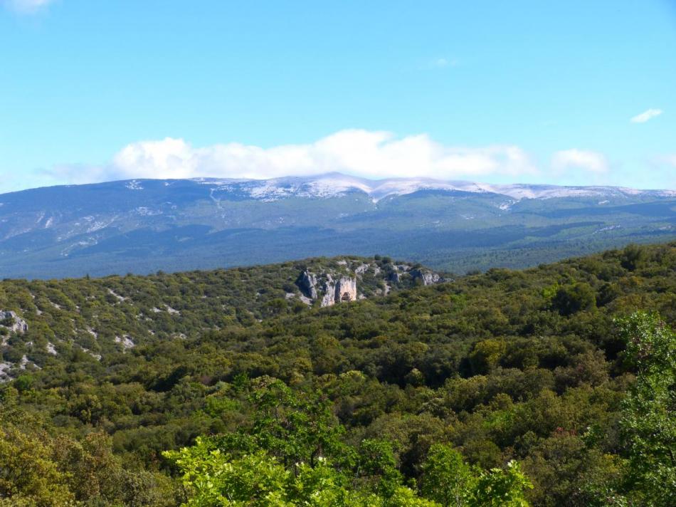 Le Ventoux sous les nuages