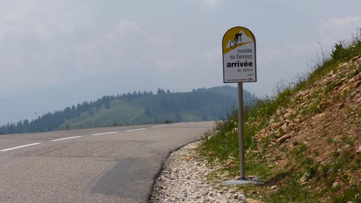 arrivée de l' étape du tour 2013 au Semnoz