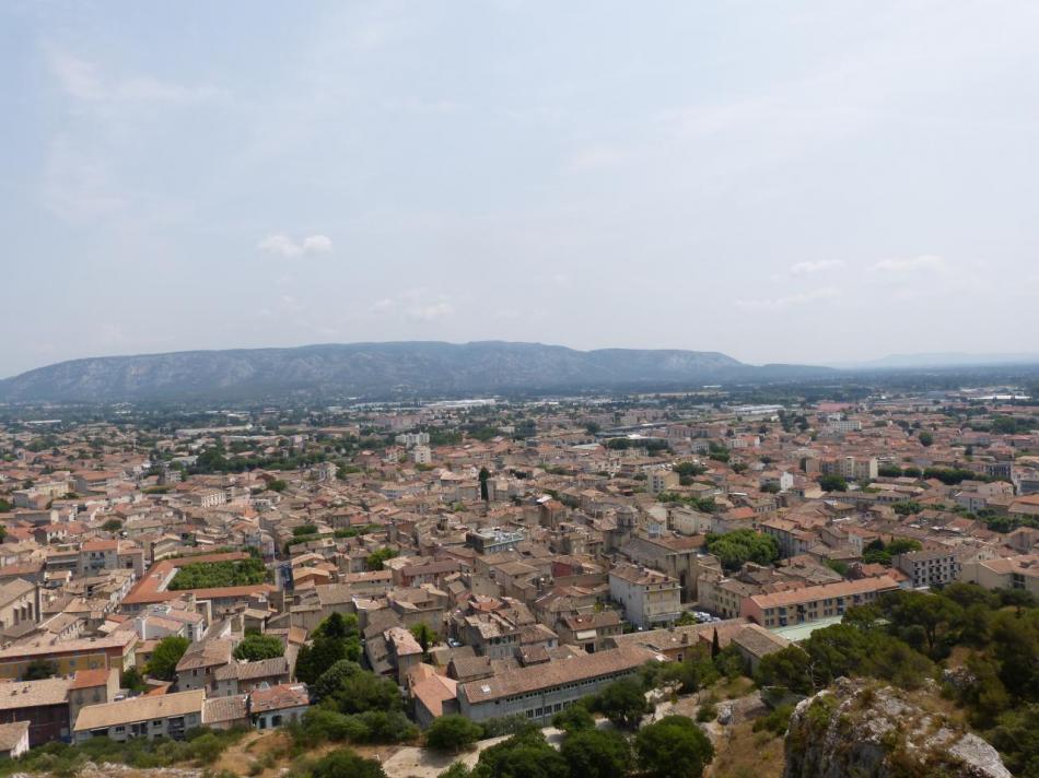 la ville de Cavaillon depuis la via ferrata