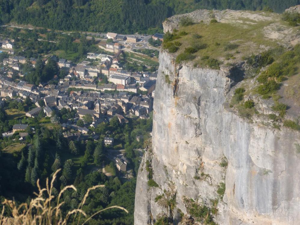 Florac vue depuis la crête