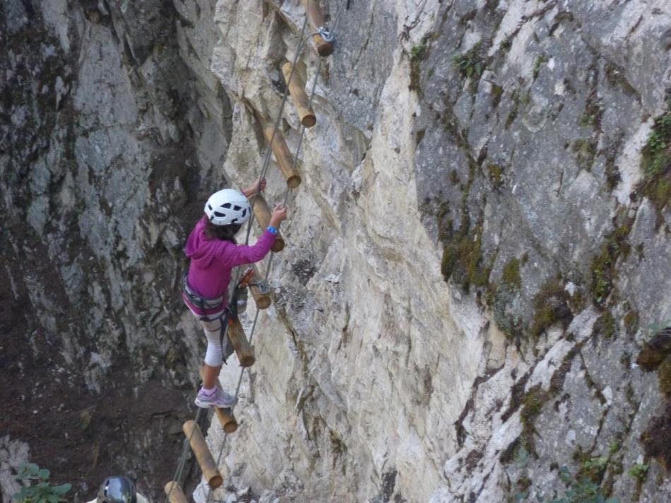 via adaptée aux enfants - via de val Fréjus