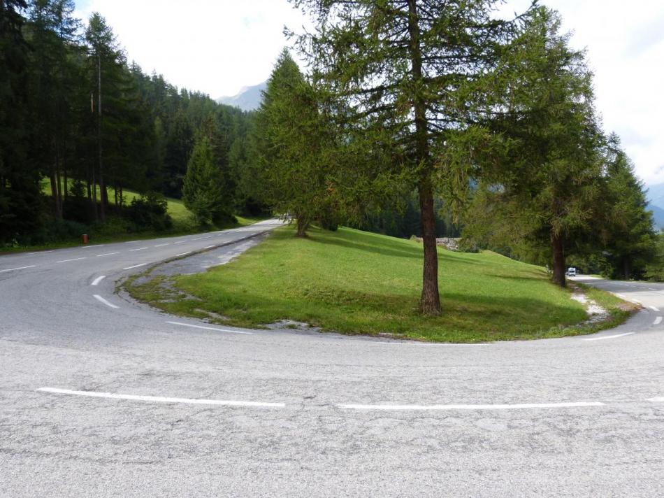 les lacets du col du Mont Cenis