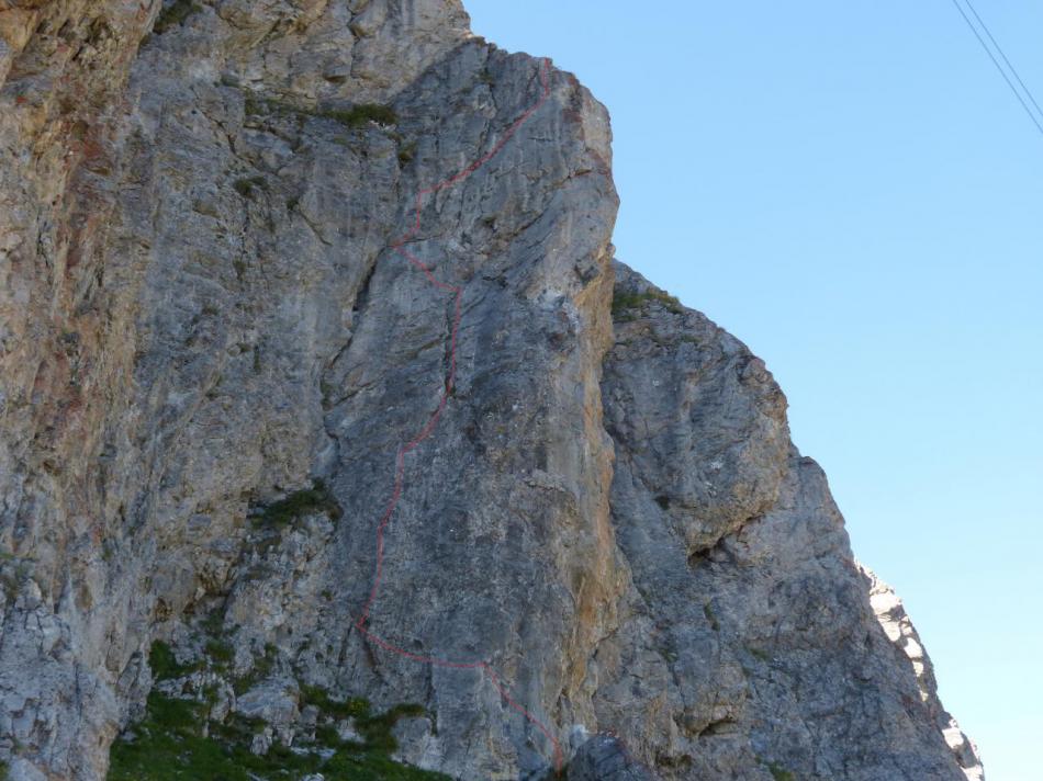 le mur de départ de la via facile  au rocher blanc (Serre Chevalier)