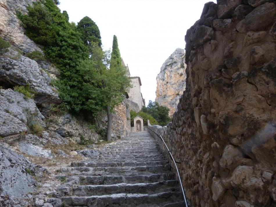 montée à Notre dame de Beauvoir