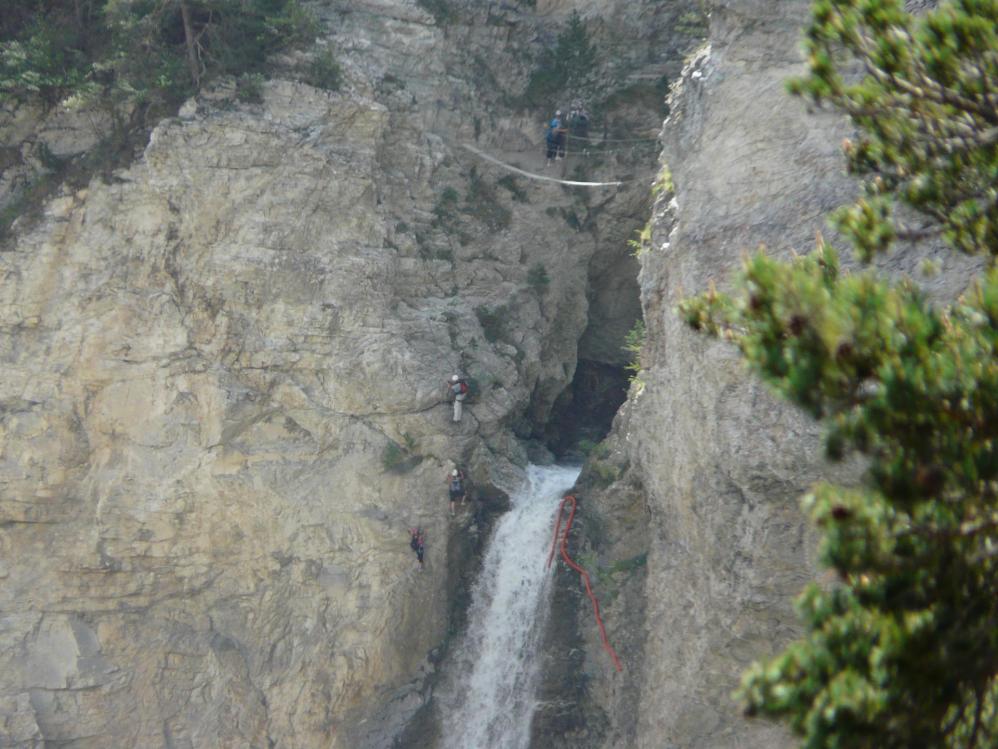 Montée au purgatoire à Aussois, le passage de la cascade