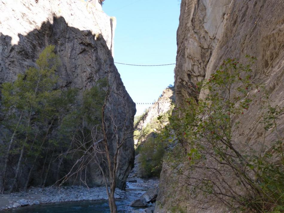 retour dans le bas des  gorges de la Durance juste avant le départ de la roude