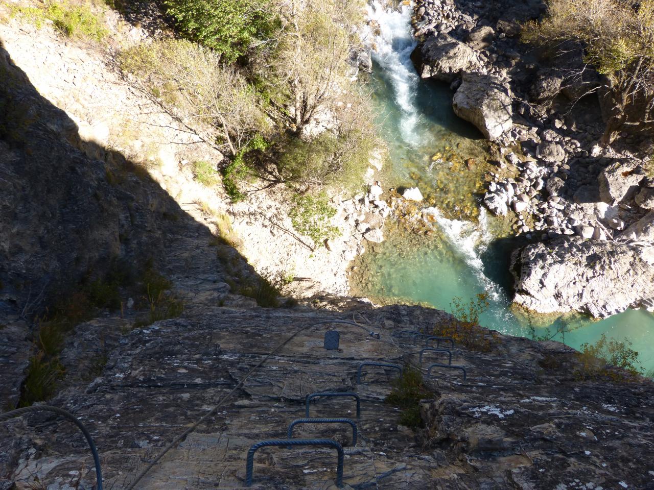 via des gorges de la Durance - le parcours noir (2ème partie) Belle ambiance !