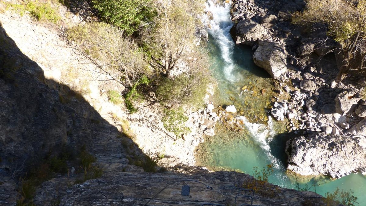 via des gorges de la Durance - le parcours noir (2ème partie) Belle ambiance !