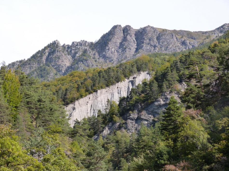 Cheminées de fée dans la montée vers Réallon