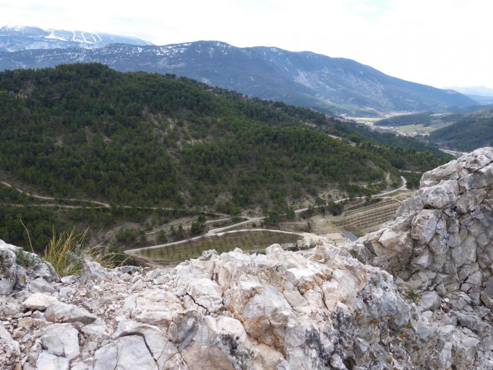 "La Testouriasso" La crête du rocher St Julien est atteinte, vue sur le versant sud.