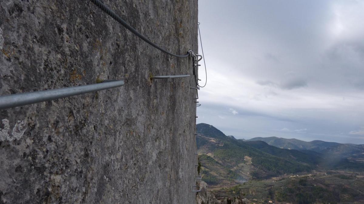 Via ferrata Buis les Baronies  Roumpo quièu  (Drôme)