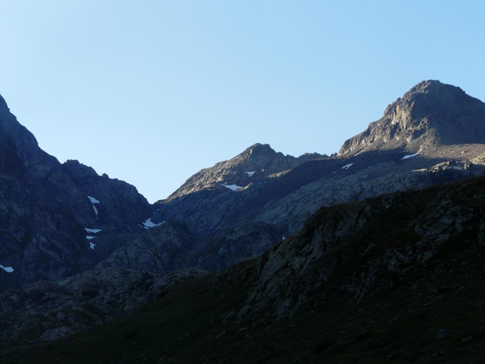 En haut à gauche le pas de Vens