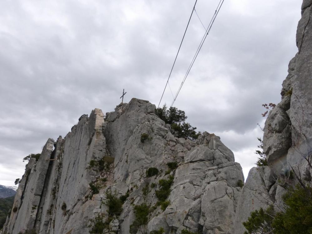 Arrivée de la "Roumpo quièu" à la croix du rocher St Julien