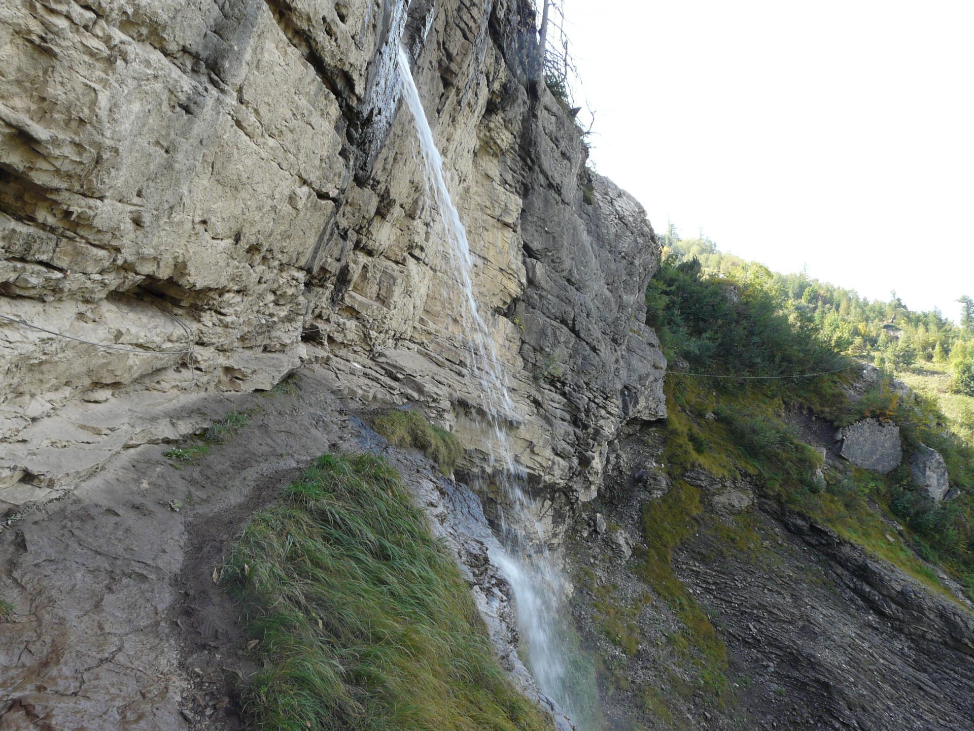 Via ferrata de la cascade aux Diablerets,la tyrolienne