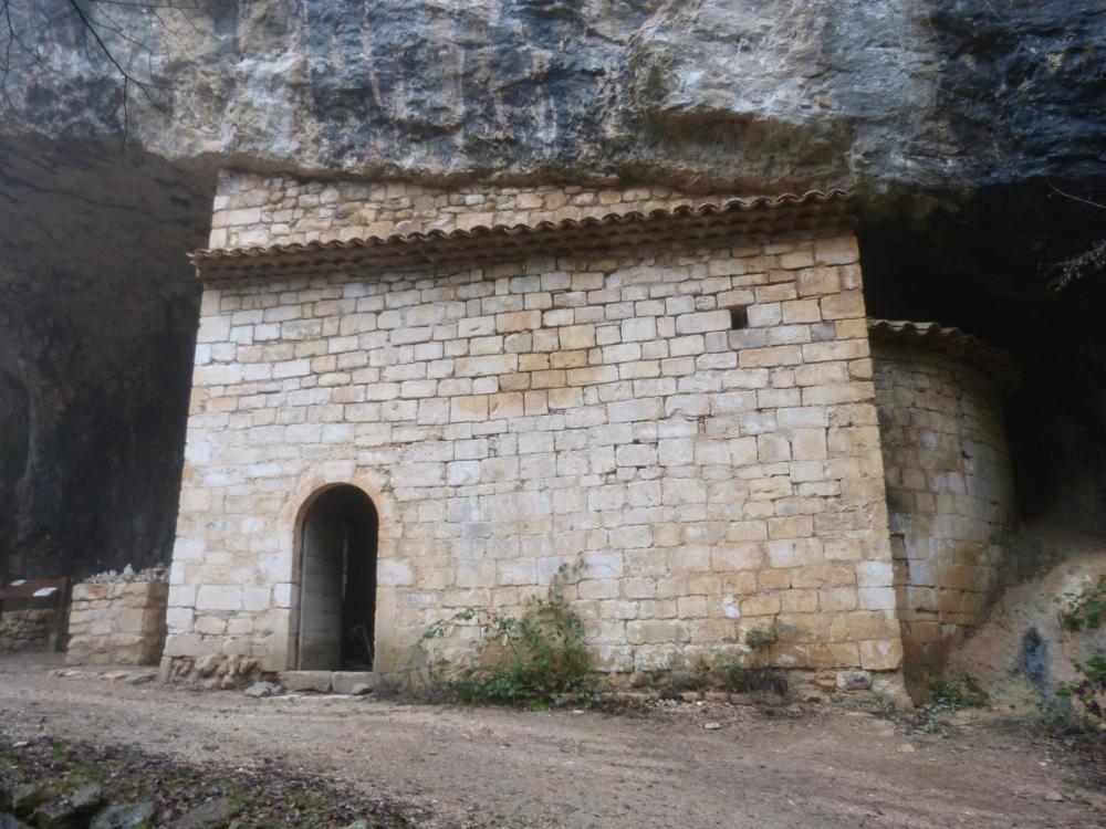 la chapelle St Michel dans les gorges de la Nesque