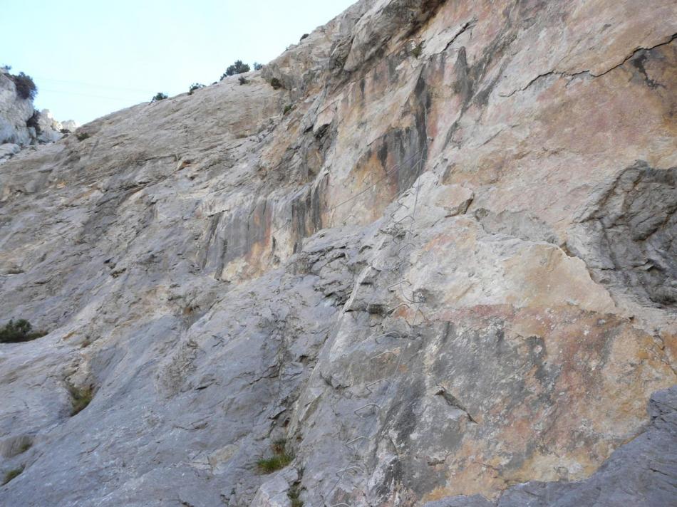 le mur de départ de la via de St paul de fenouillet