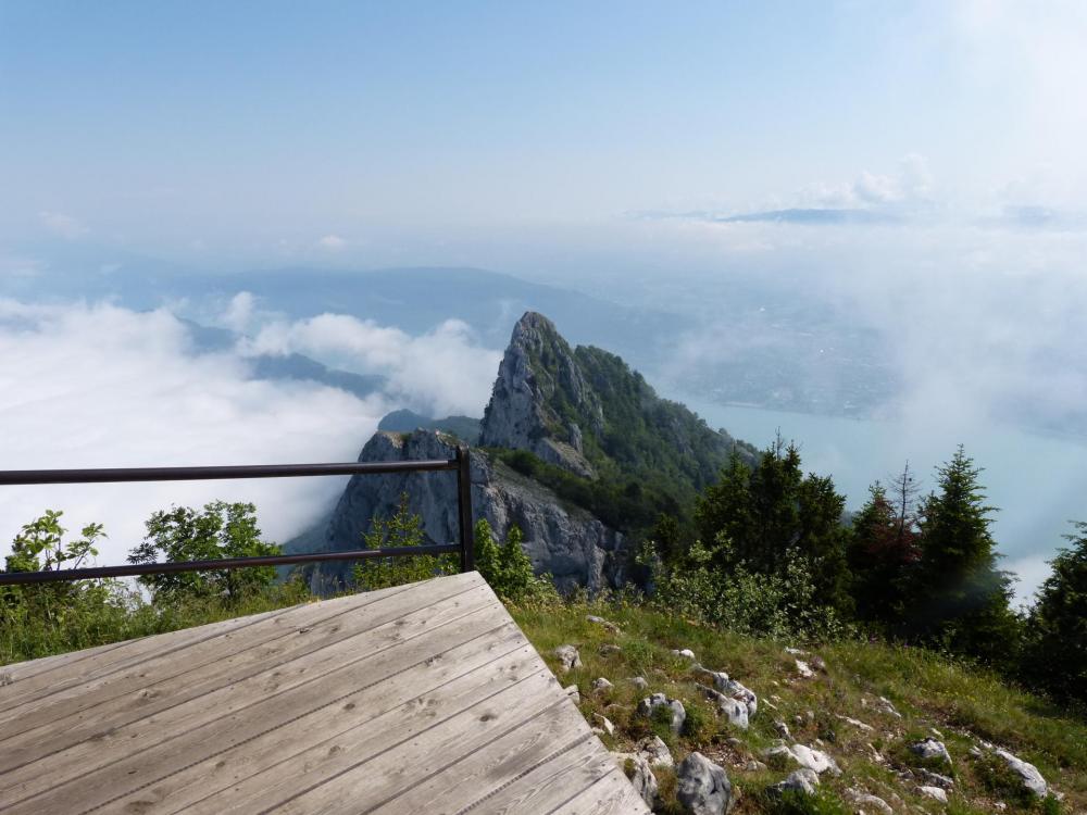 la dent du chat depuis la plate forme du Molard