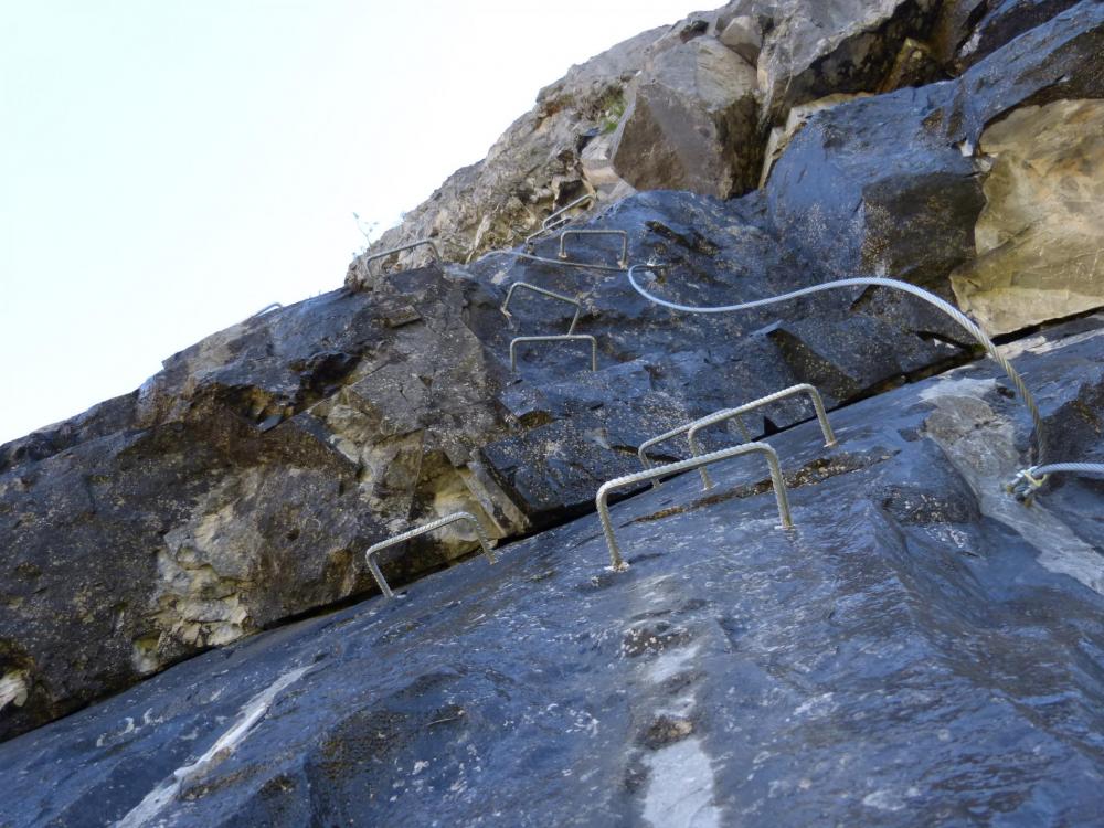 petits passages déversants dans la bleue de la via de Rouanne