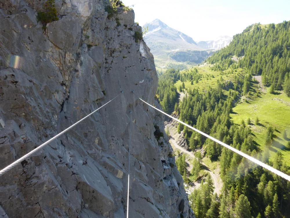 Vue à l' arrière du petit pont de singe (via d' Ancelle)