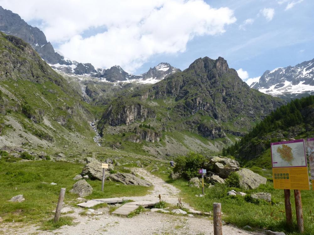 Sommet du Gioberney, le départ des randos vers les Ecrins