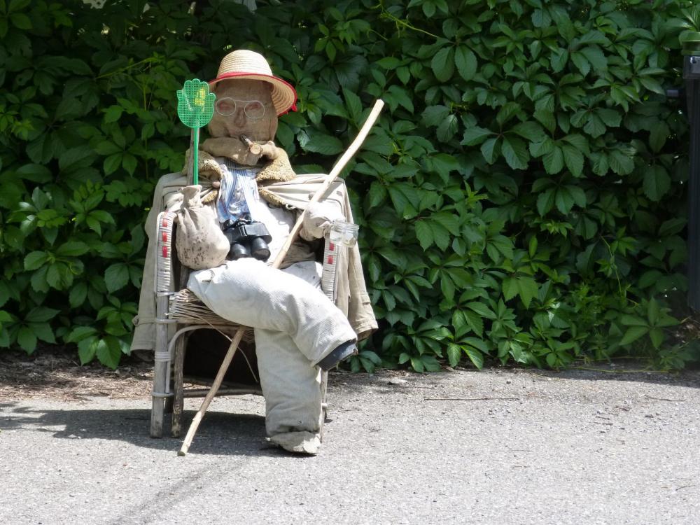 Je n' ai vu personne dans la montée, mais les villages sont bien gardés !