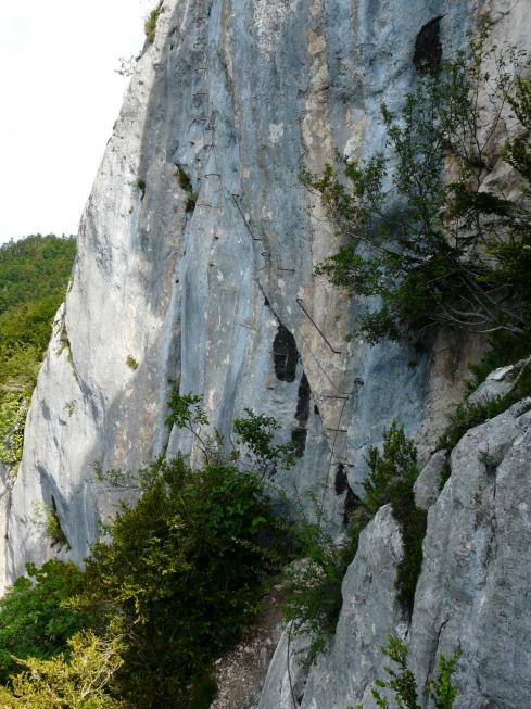 Traversée ascendante dans la première partie de Roche Veyrand