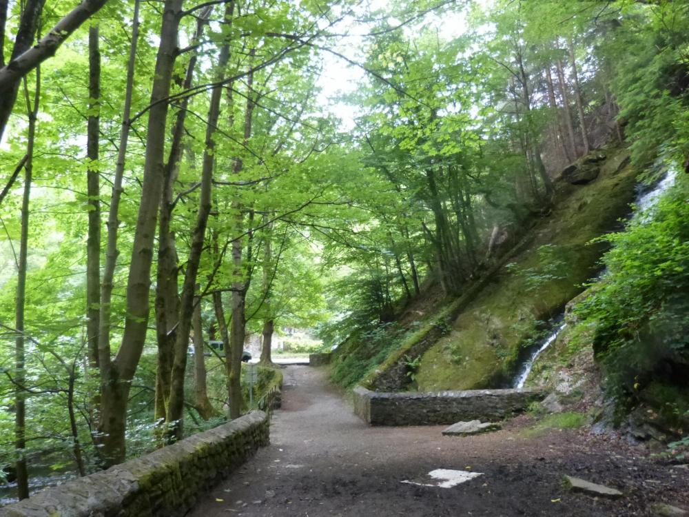 Retour au parking au pied de Rochetaillée