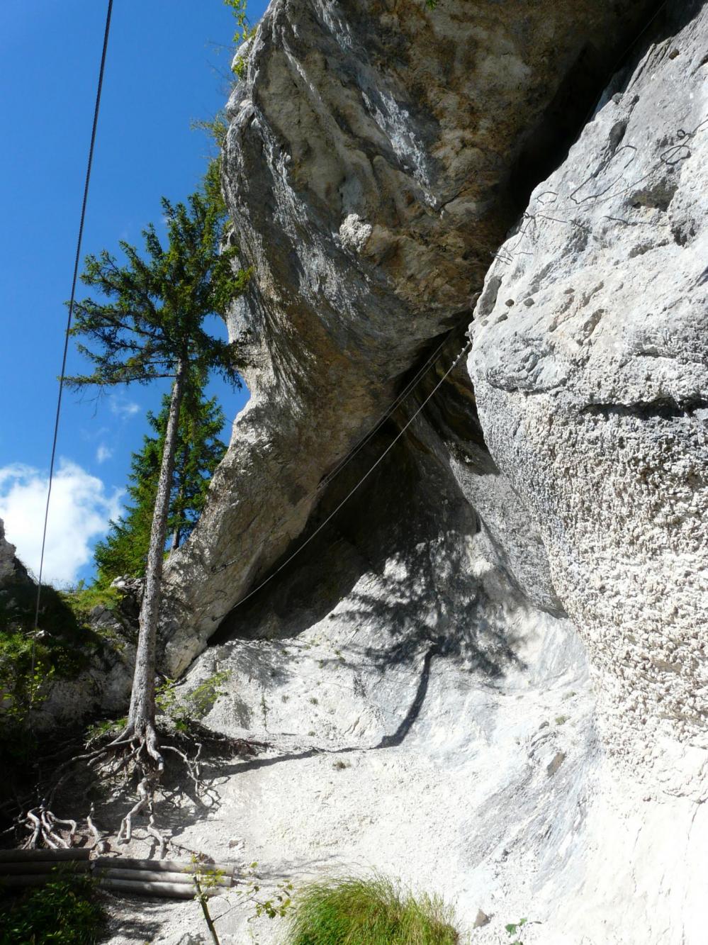 La via ferrata d' Aillon le Jeune,  la tyrolienne