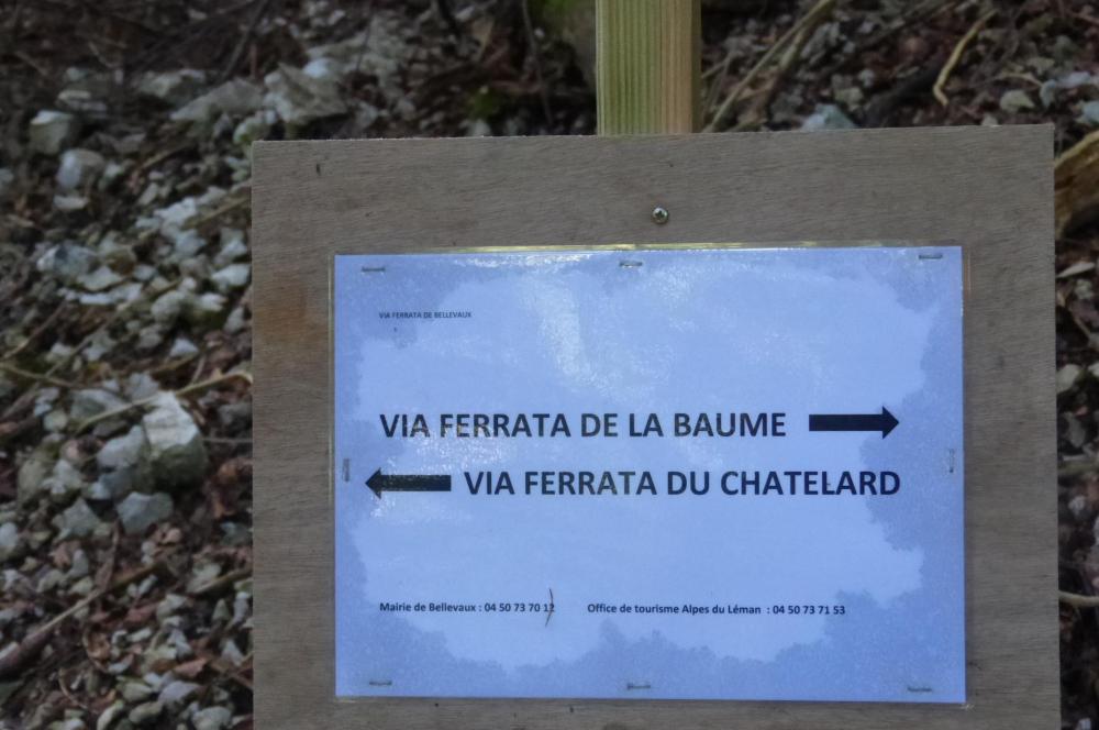 Un peu plus haut sur le sentier, on choisit sa via !