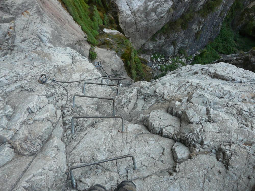 première partie verticale de la via de la via de la passerelle à Pontamafrey