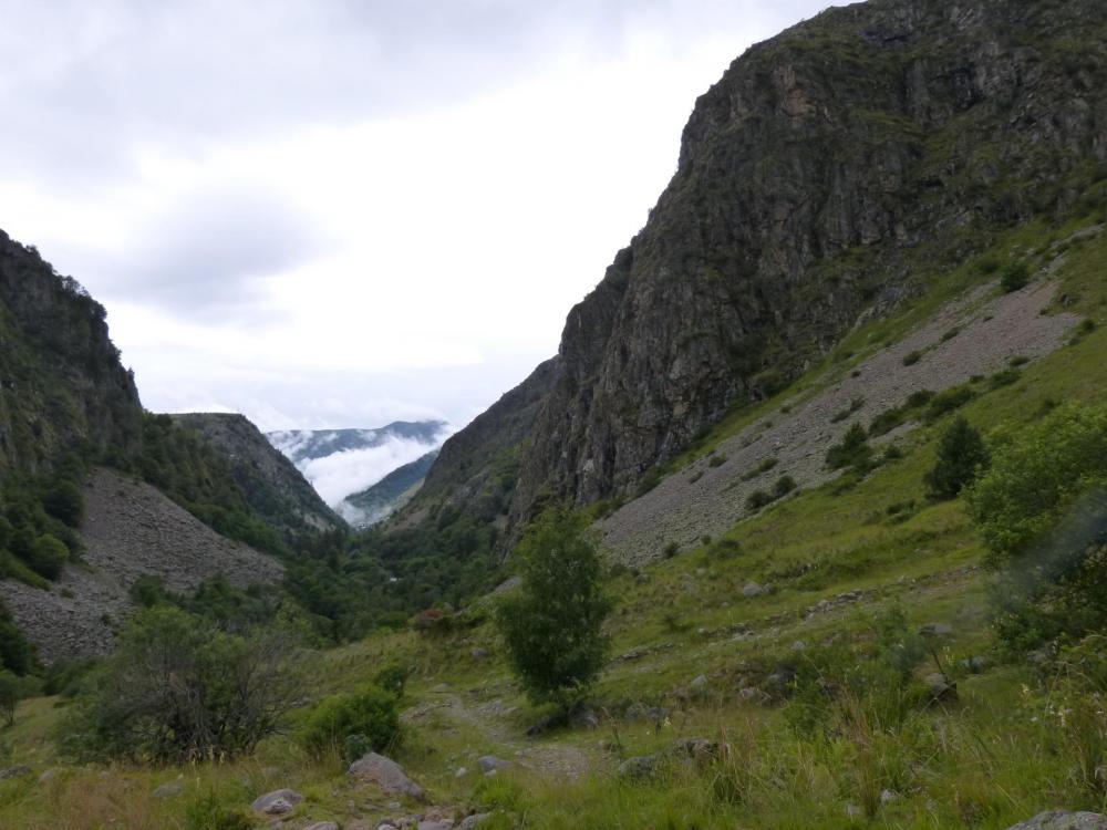 le rocher des vias ferrata  des gorges de Sarenne