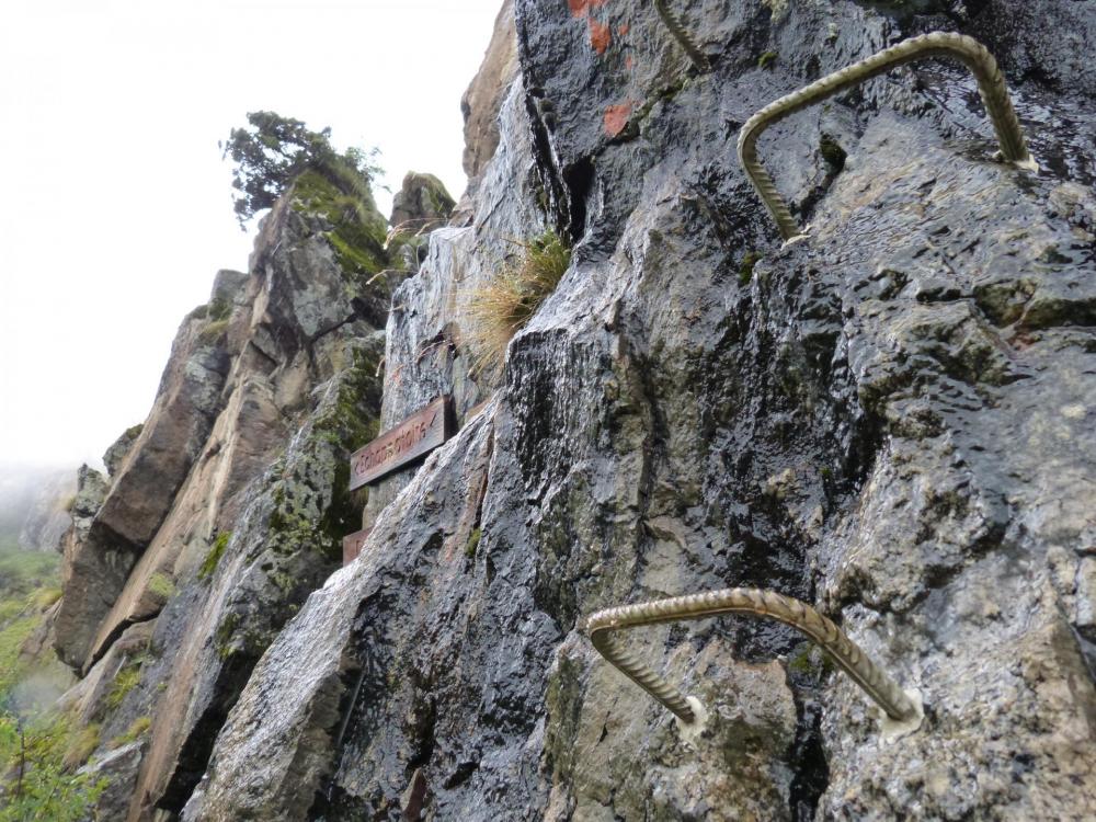 échappatoire,avant les derniers ressauts verticaux dans la via découverte des gorges de sarenne