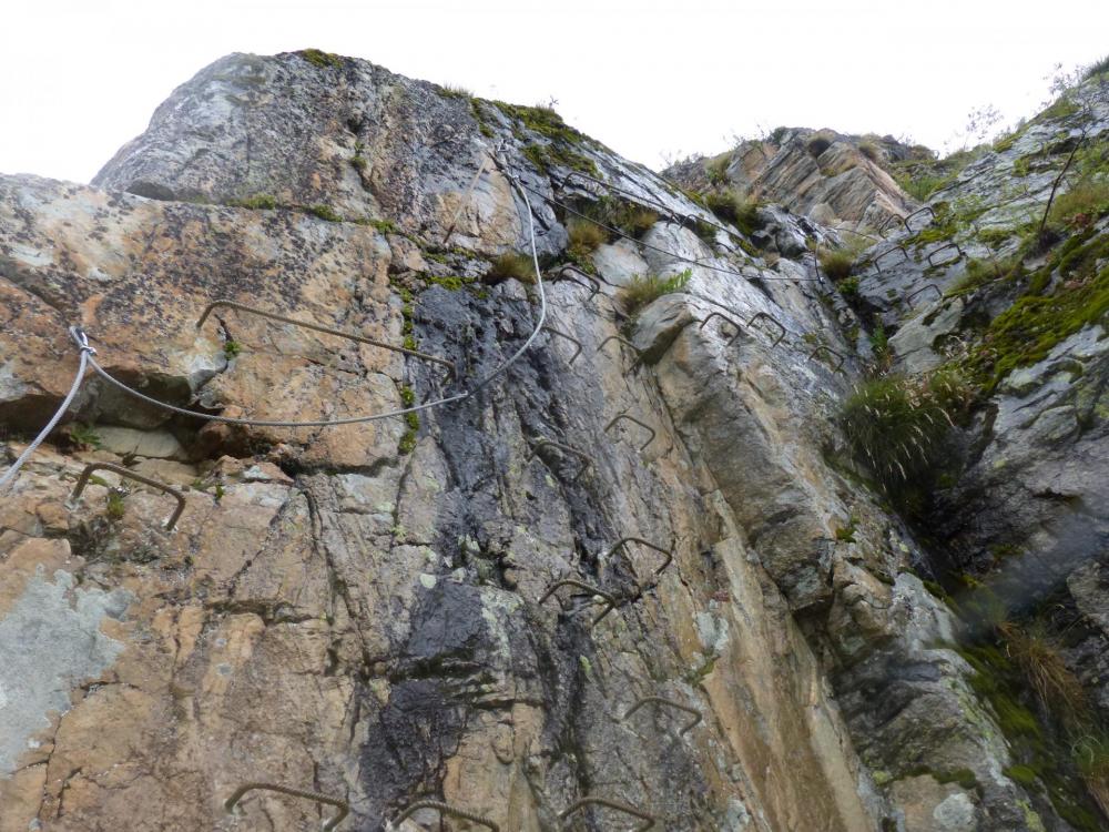 Via la découverte dans les gorges de Sarenne, il semblerait que l' on approche du sommet !