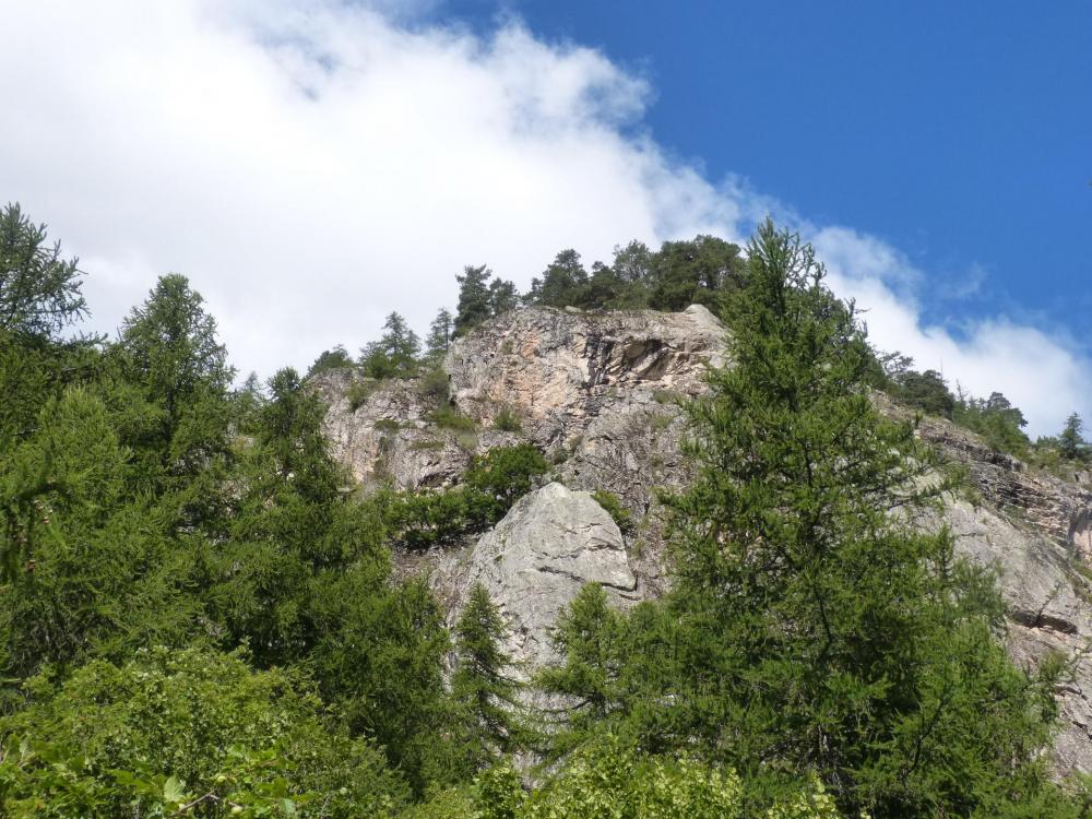 La via ferrata du rocher du Bez (parcours 2) Villeneuve-la-Salle (Hautes Alpes)