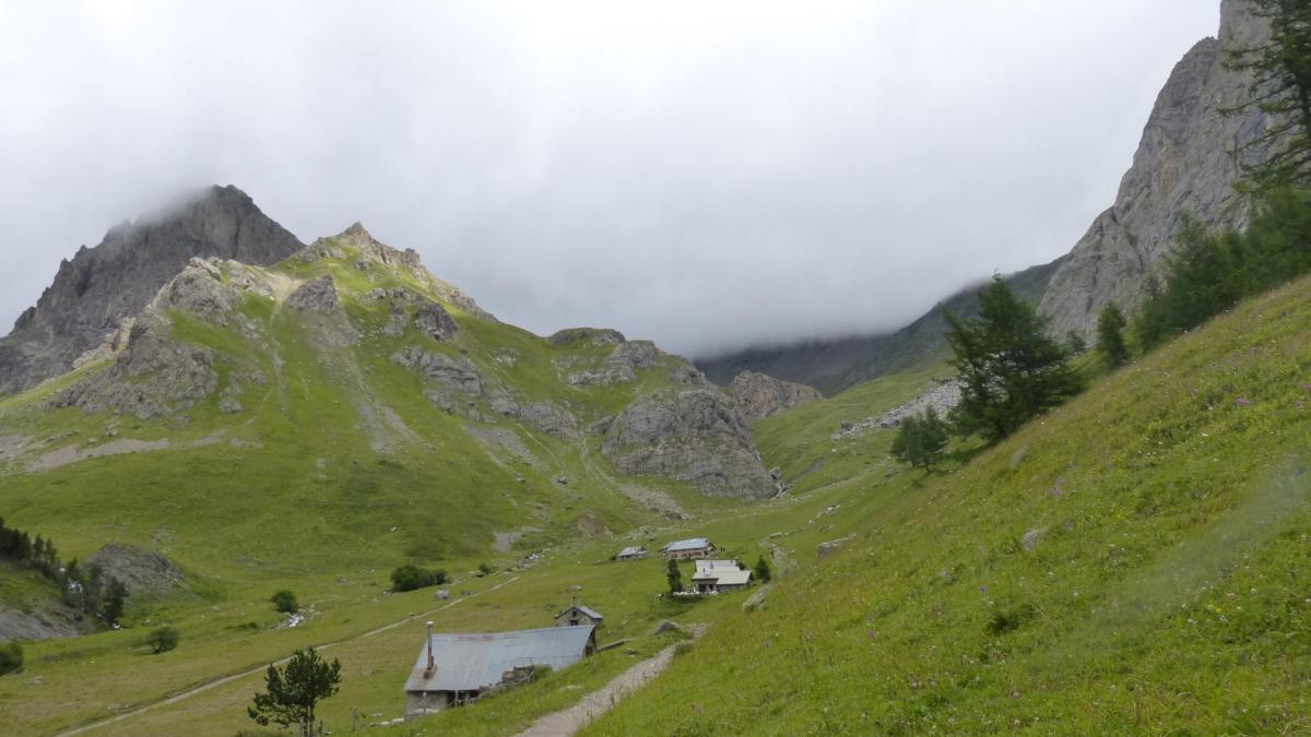 Les chalets de l' Alpe du Lauzet