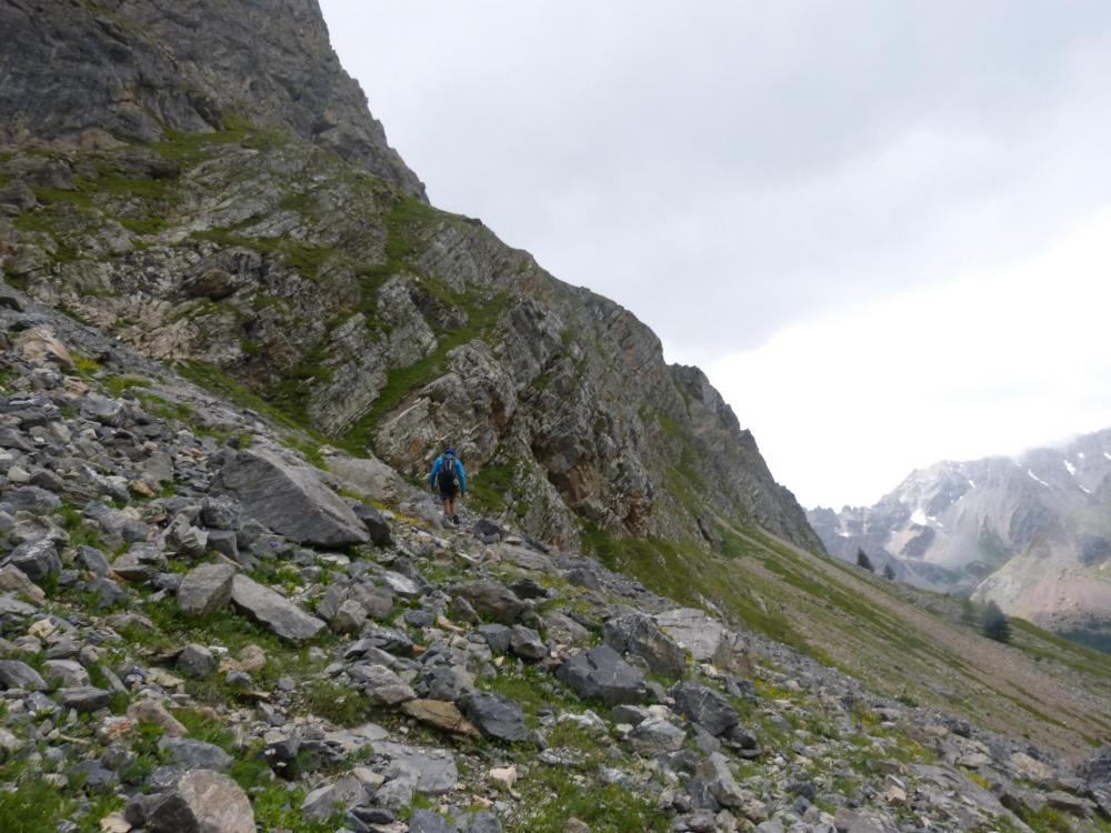 Avec mon compagnon de via du jour, approche du départ de la via ferrata du lauzet