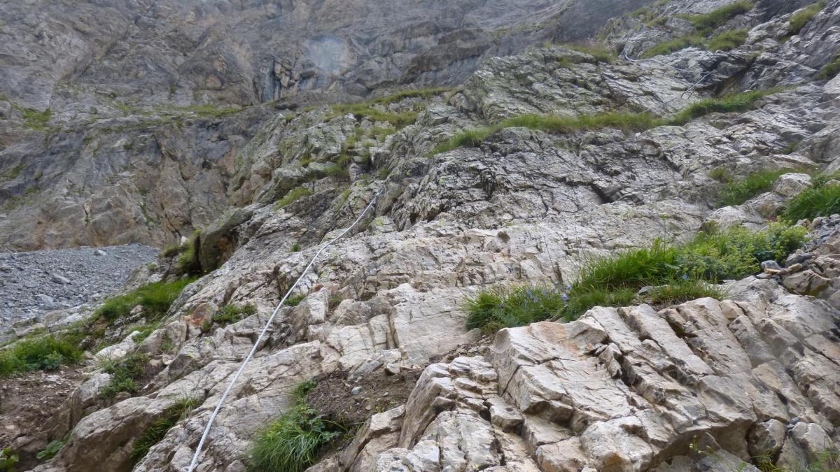 le départ de la via ferrata de l' aiguillette du Lauzet
