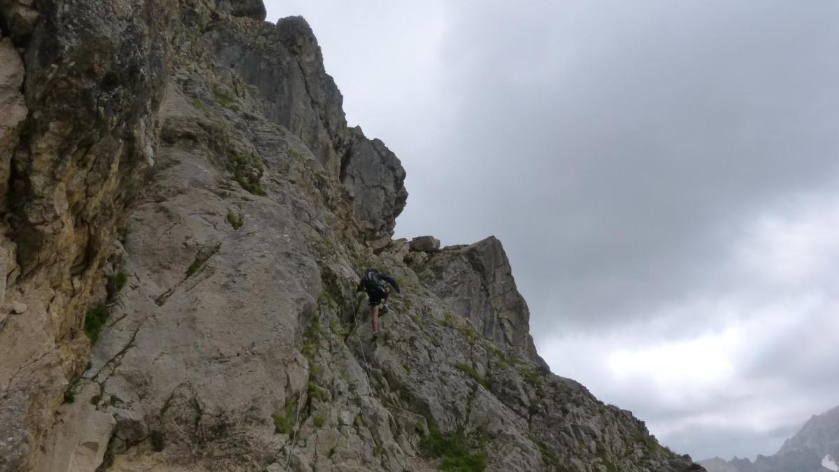 Tout au début du parcours de la via ferrata de l'aiguillette du Lauzet