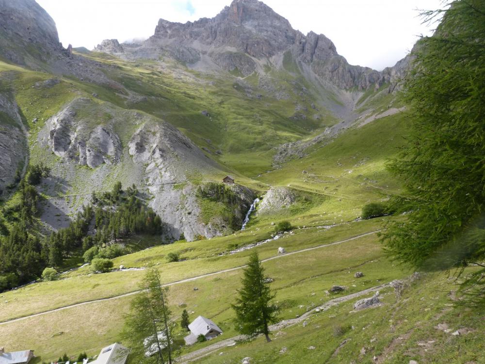 Retour aux chalets de l' Alpe du Lauzet