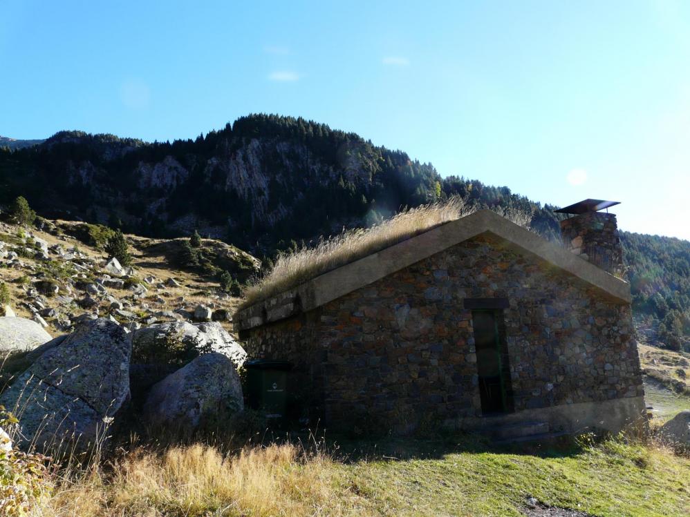 abri sur le chemin de la via des clots de l' Aspra