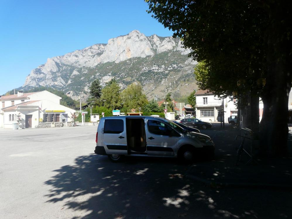 parking à Les Cabannes (Ariège)