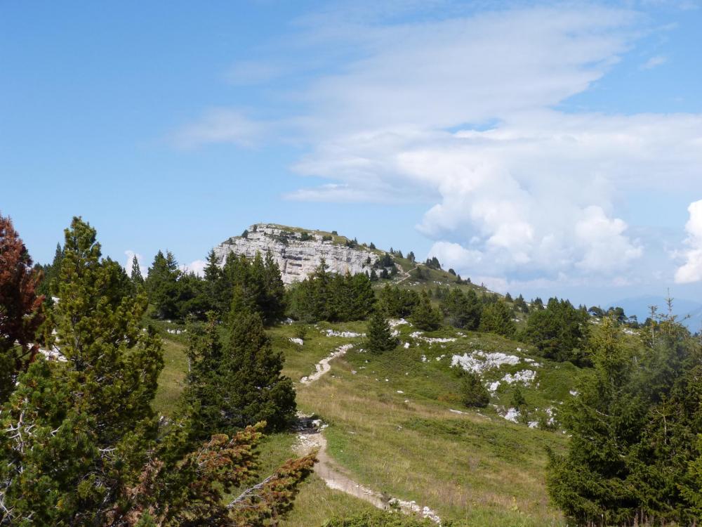 Le Granier en vue avec sa borne