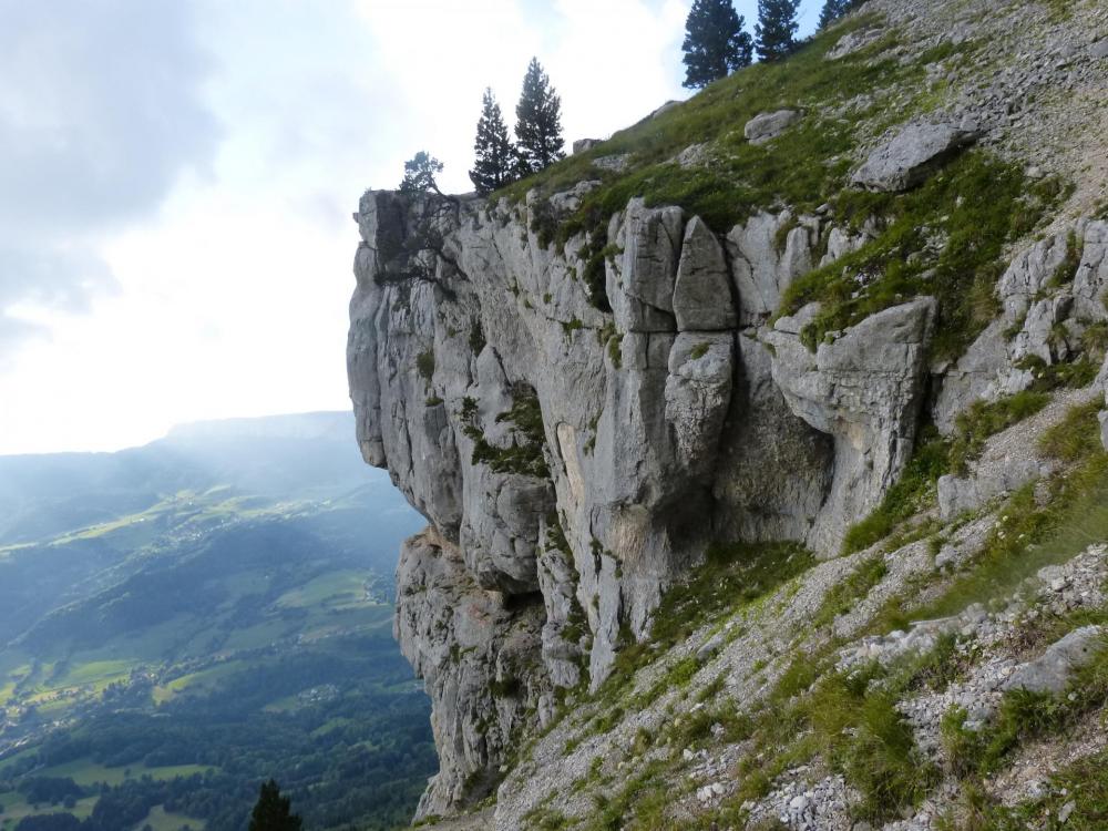 Sous le rocher, la Balme à Collomb