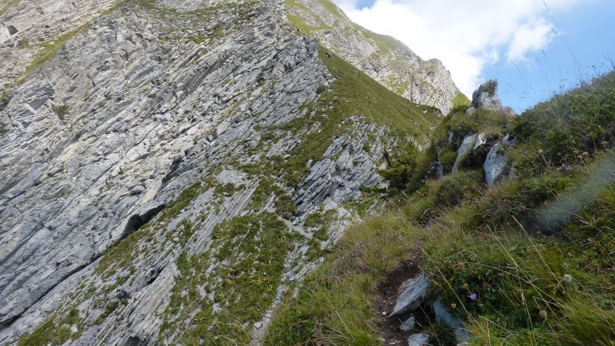 A la sortie du Golet, vue sur le mont Charvin