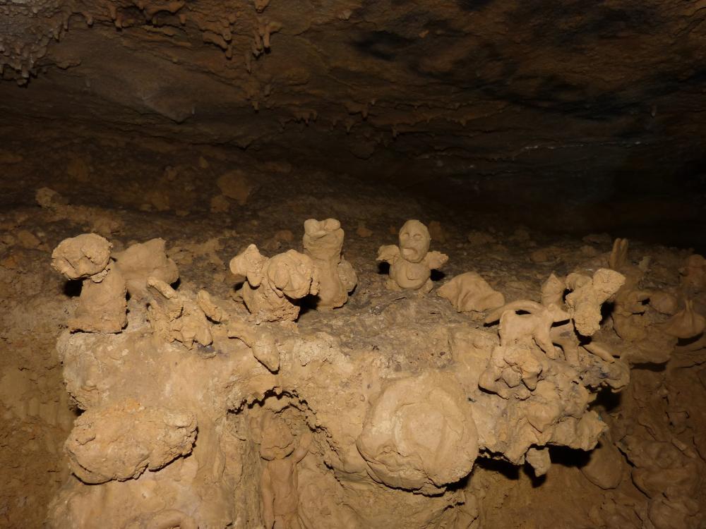 Les sculptures de la Baume du mont !