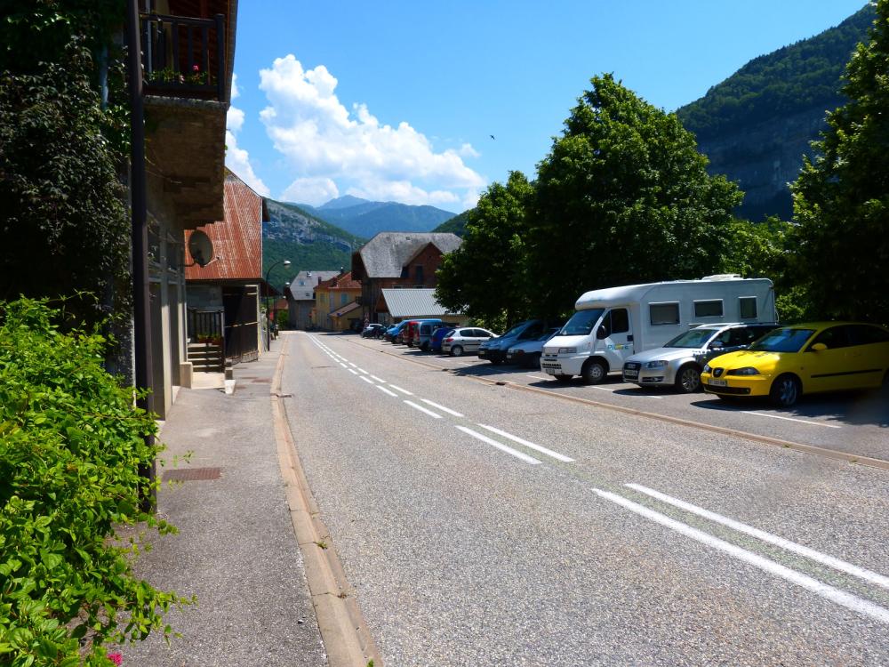 Stationnement à Allèves (74)