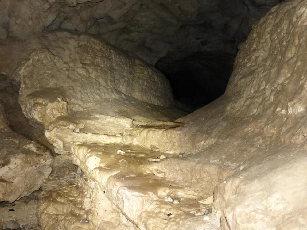 Grotte de Bange, demi tour jusque la cascade  de Travertin