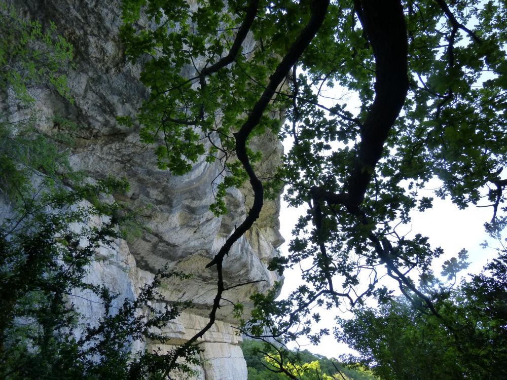 passage sous le roc de Tormery