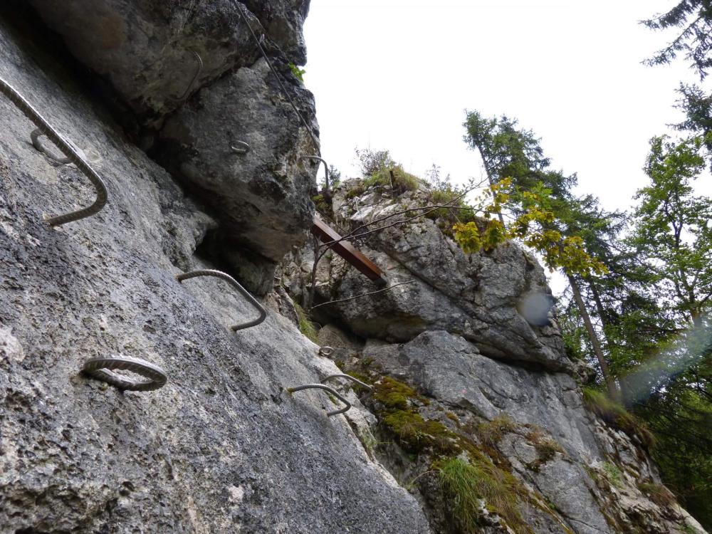 J' arrive dans le haut de la via ferrata de la cascade des nants à Bellevaux